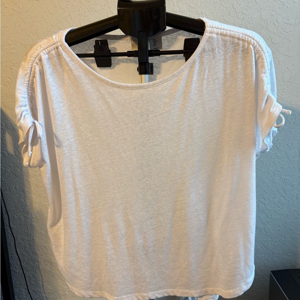 Joie White Short Sleeve Top Size Large L Lightweight Soft Casual Tee Blouse